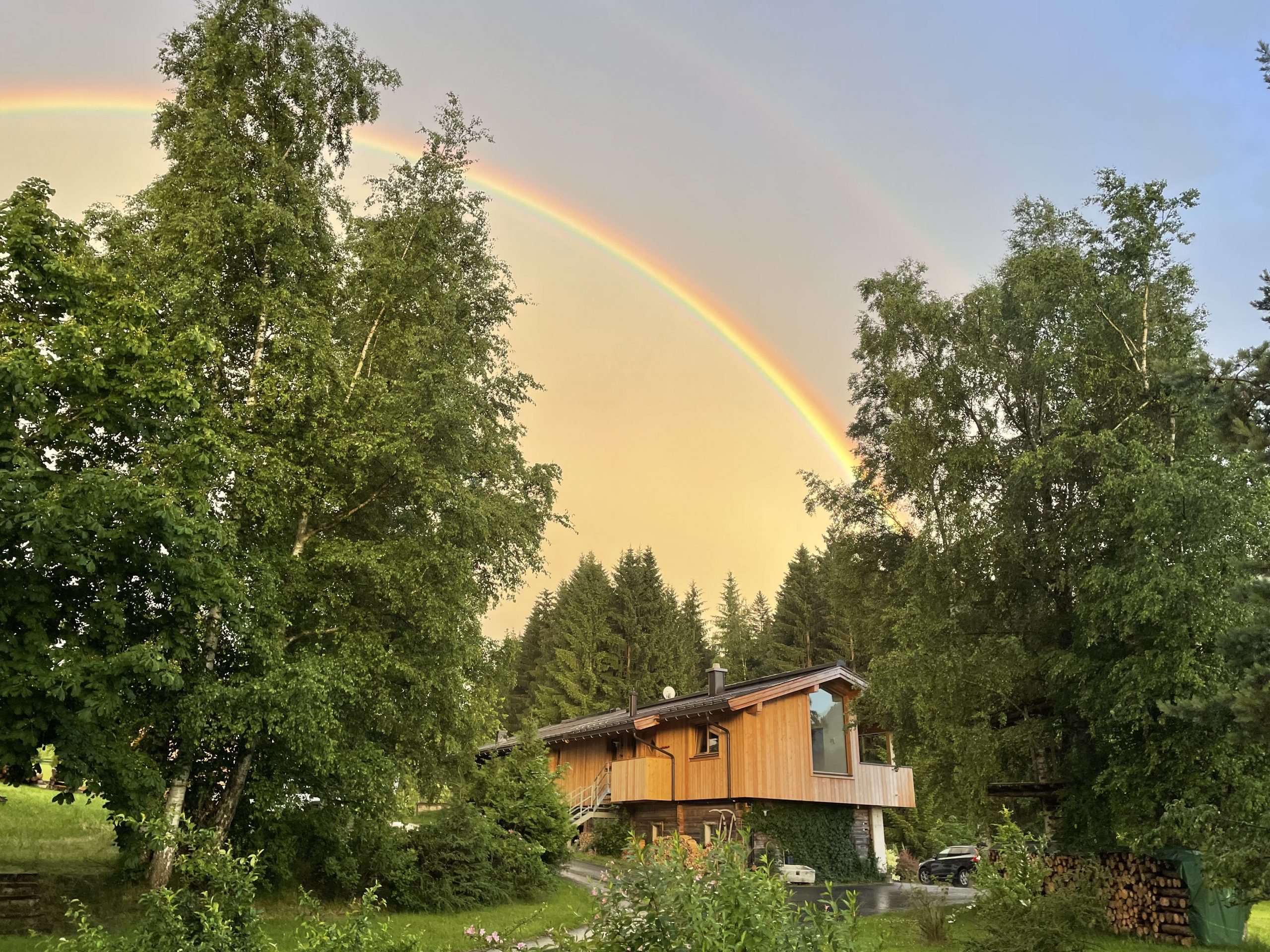 Sommer im Pillerseetal mit Regenbogen